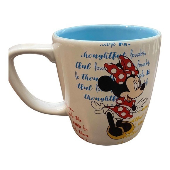 Disney Parks 3D Minnie Mouse Lovable Personality Ceramic Coffee Mug 15 Oz EUC - Picture 2 of 5